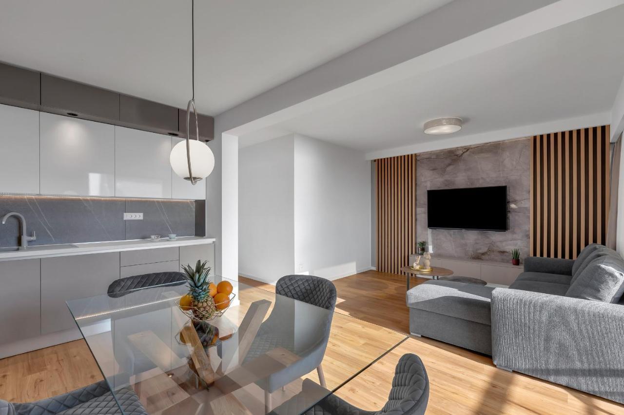5-6 Luxury Apartments L&L Tucepi - 100M From The Beach - Makarska Exklusiv المظهر الخارجي الصورة